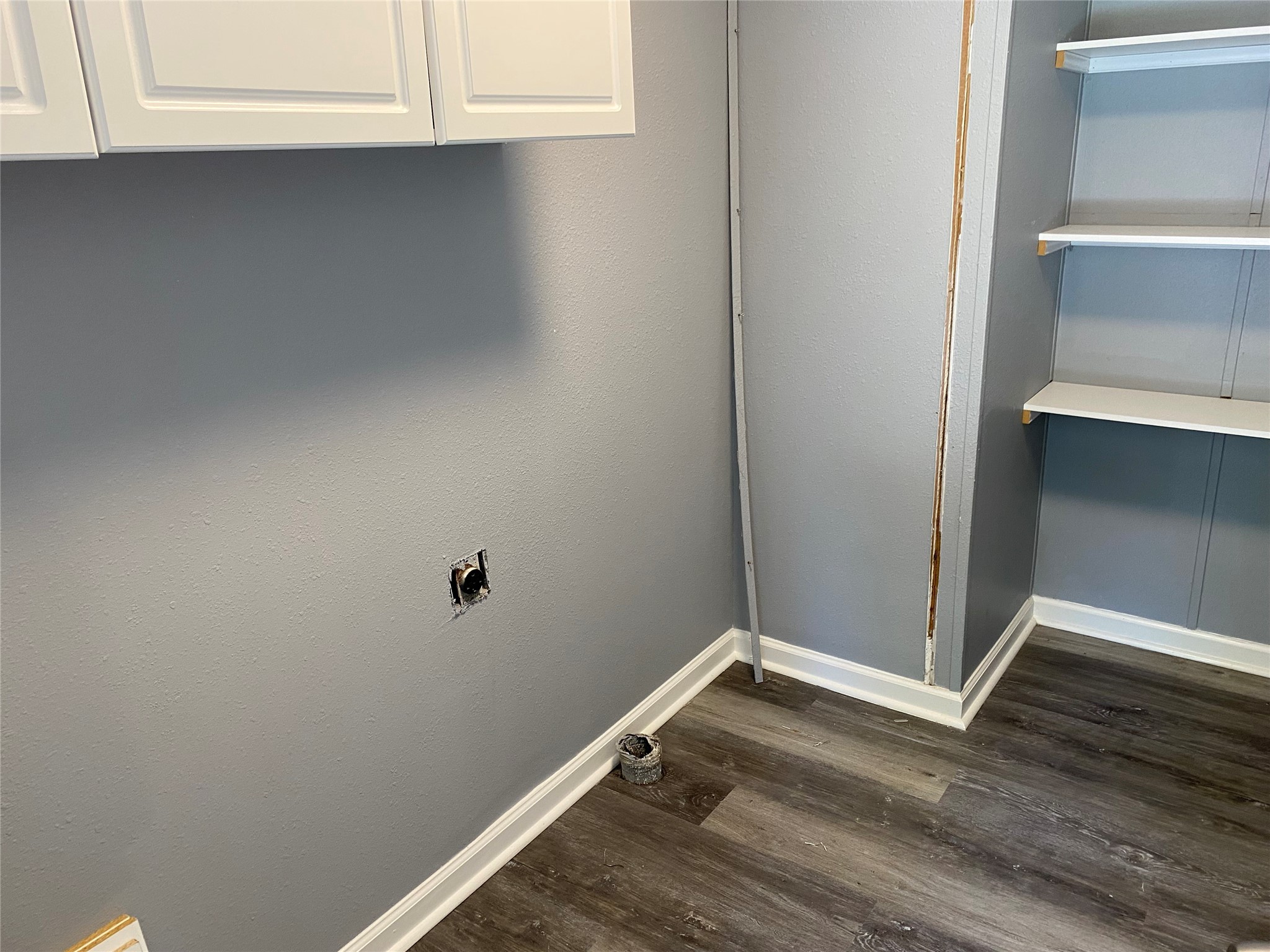 6115 Highway 35 Alvin, TX 77511 - Photo 44 of 49 a view of room