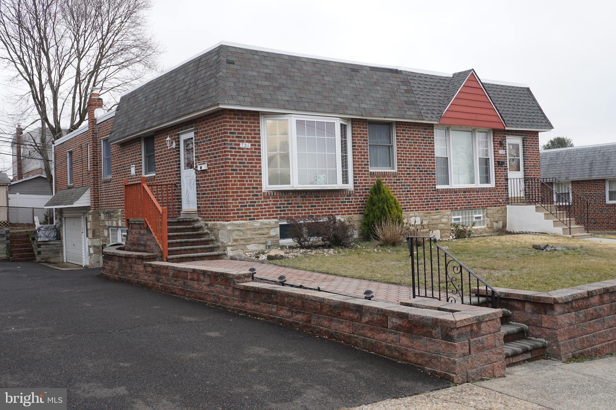 731 Colebrook Road Philadelphia, PA 19115 - Photo 2 of 28 Gallery Image 2