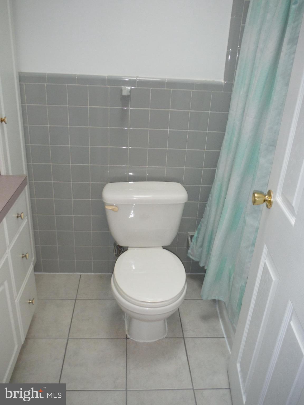 731 Colebrook Road Philadelphia, PA 19115 - Photo 14 of 28 Gallery Image 14