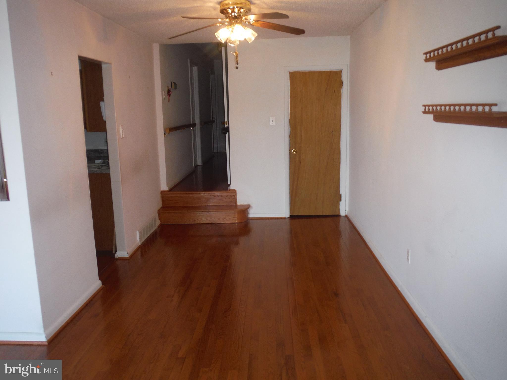 731 Colebrook Road Philadelphia, PA 19115 - Photo 8 of 28 Gallery Image 8