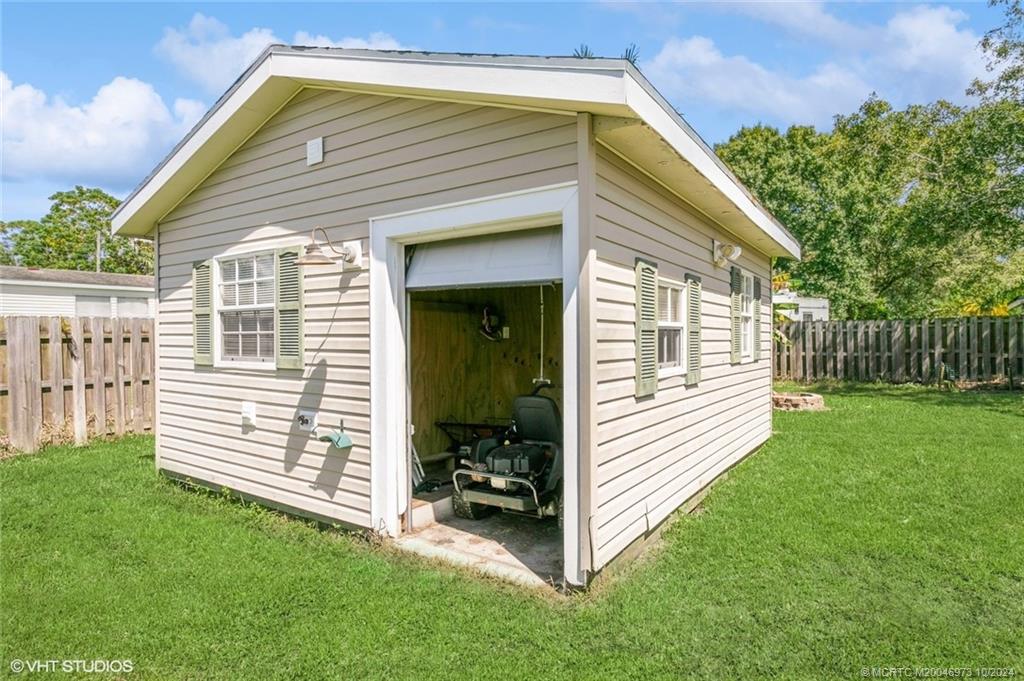 1933 Southwest College Street Stuart, FL 34997 - Photo 24 of 29 Gallery Image 24