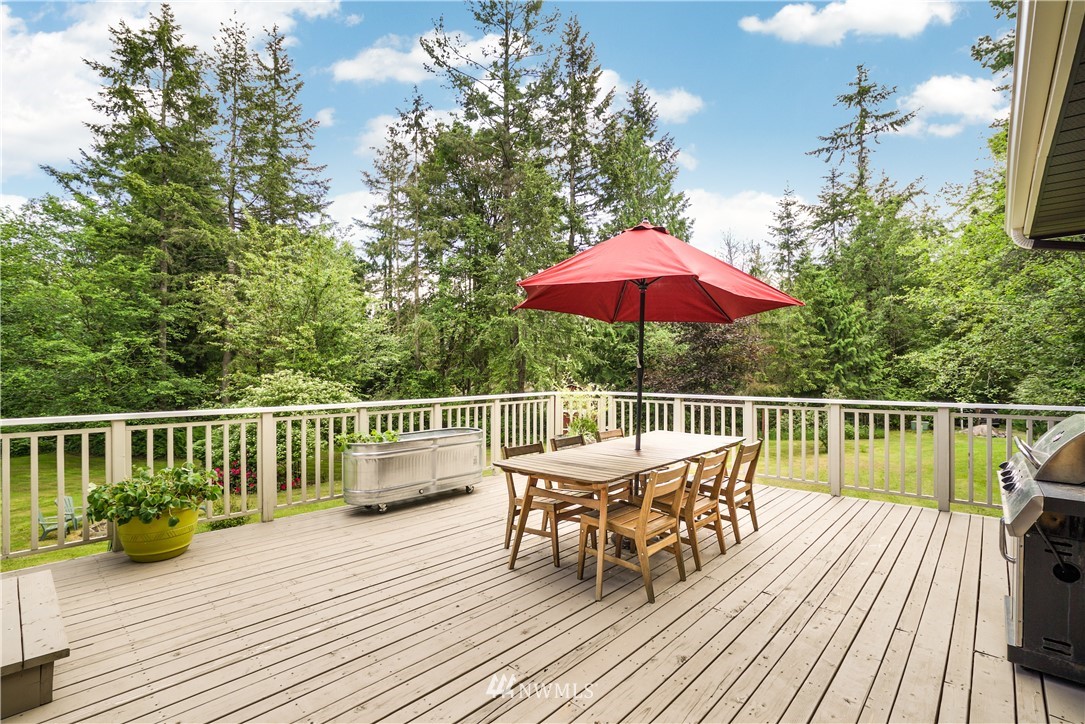 7547 Southeast Fragaria Road Olalla, WA 98359 - Photo 7 of 25 Gallery Image 7