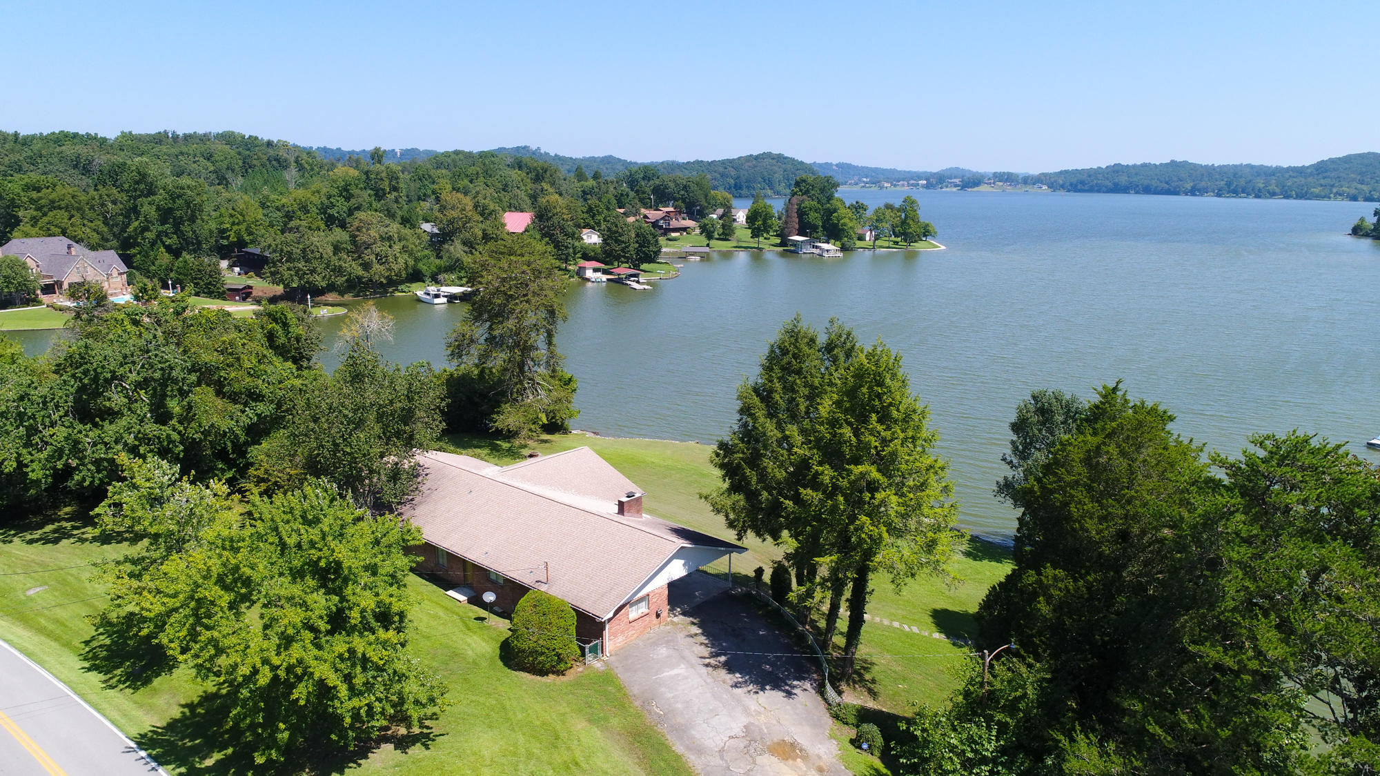 3552 Light Pink Road Louisville, TN 37777 - Photo 1 of 30 + Air-1