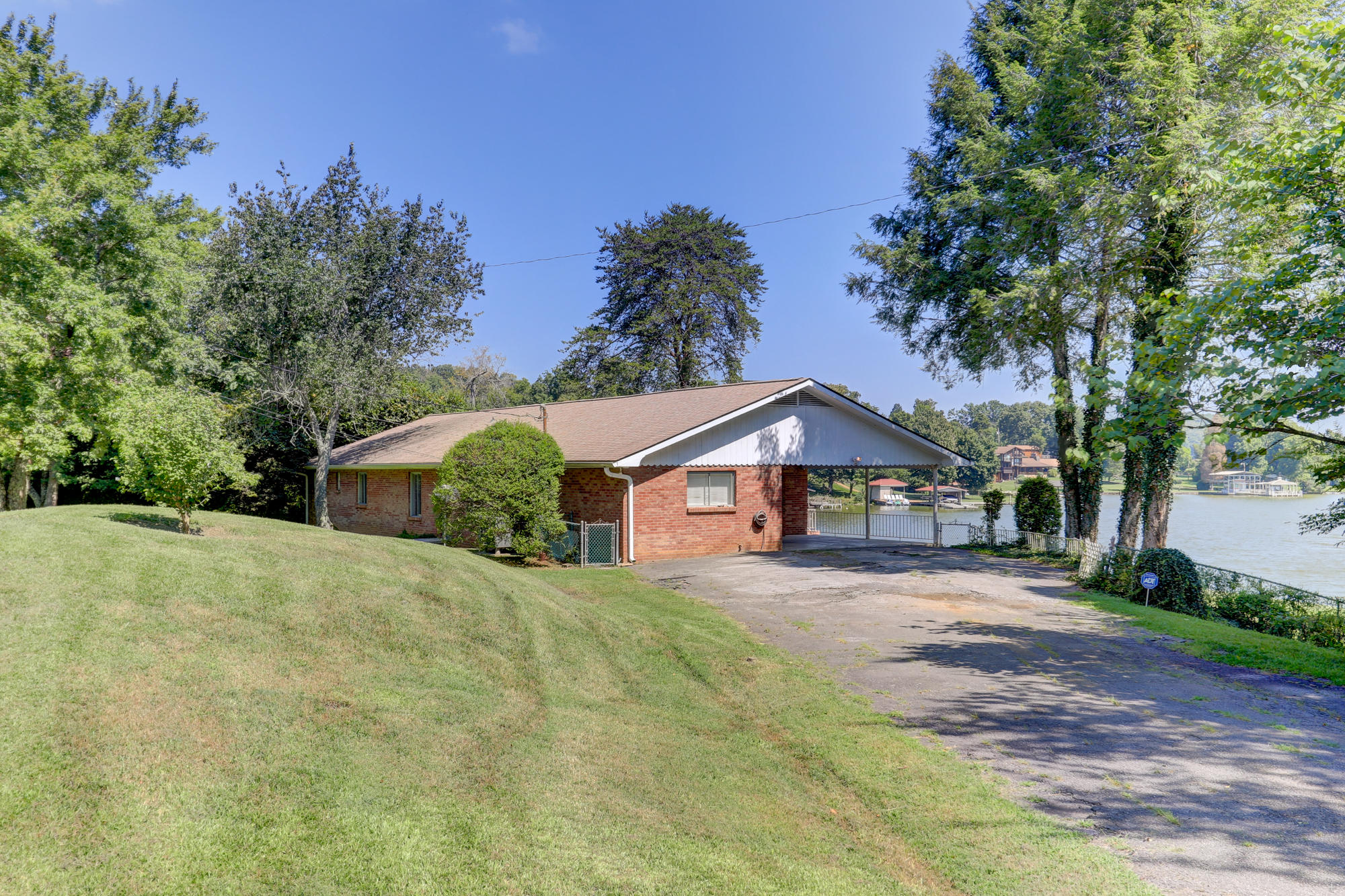 3552 Light Pink Road Louisville, TN 37777 - Photo 4 of 30 Positive Perceptions-1