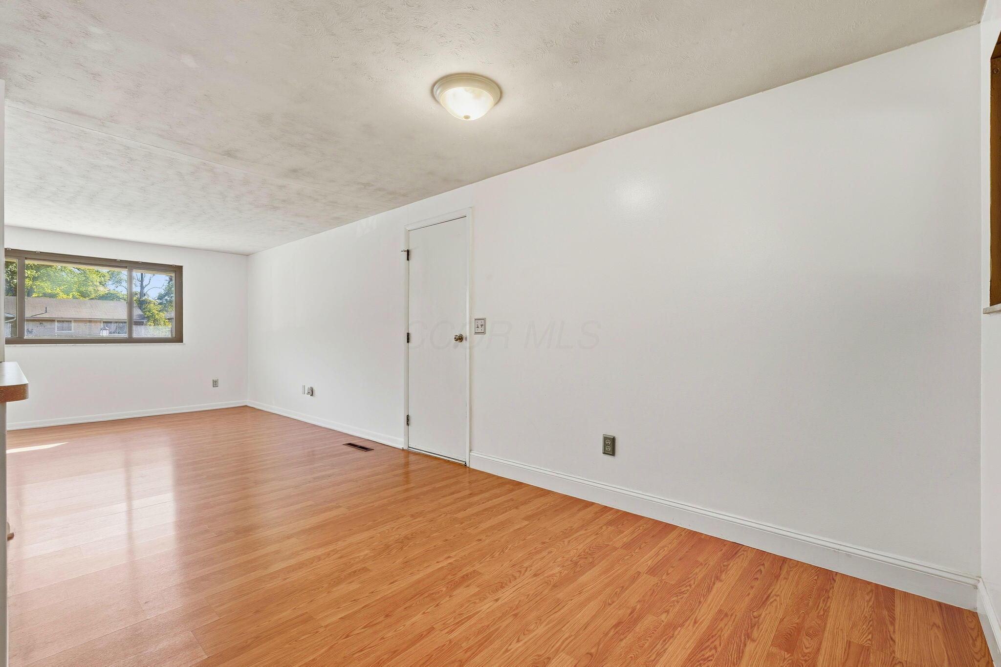 5769 Montevideo Road Westerville, OH 43081 - Photo 14 of 28 Great Rom
