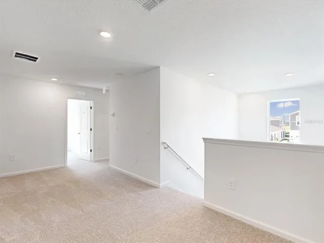 $2,190 | 3881 Corsican Lane, Lake Alfred, FL 33850