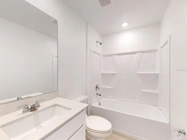 $2,190 | 3881 Corsican Lane, Lake Alfred, FL 33850