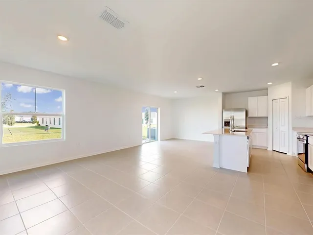 $2,190 | 3881 Corsican Lane, Lake Alfred, FL 33850