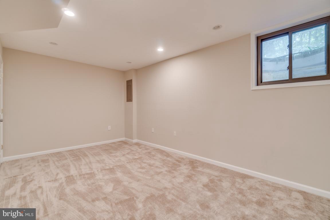 2444 Cloudcroft Square Reston, VA 20191 - Photo 25 of 32 Basement 3rd Bedroom or Family Room