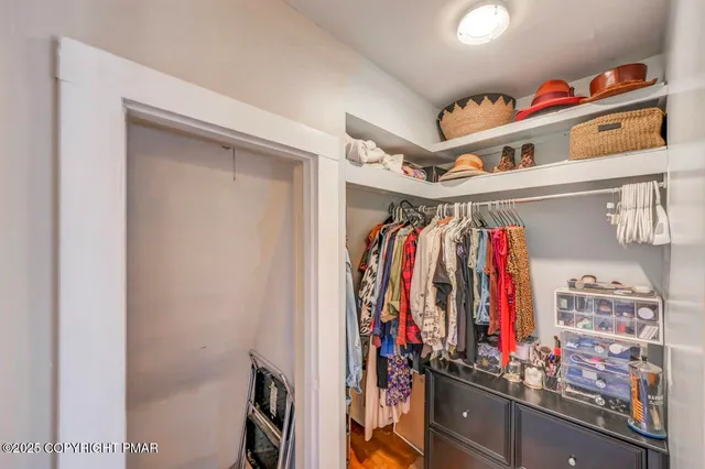 $799,000 | 3 Stone Tree Drive, Canadensis, PA 18325