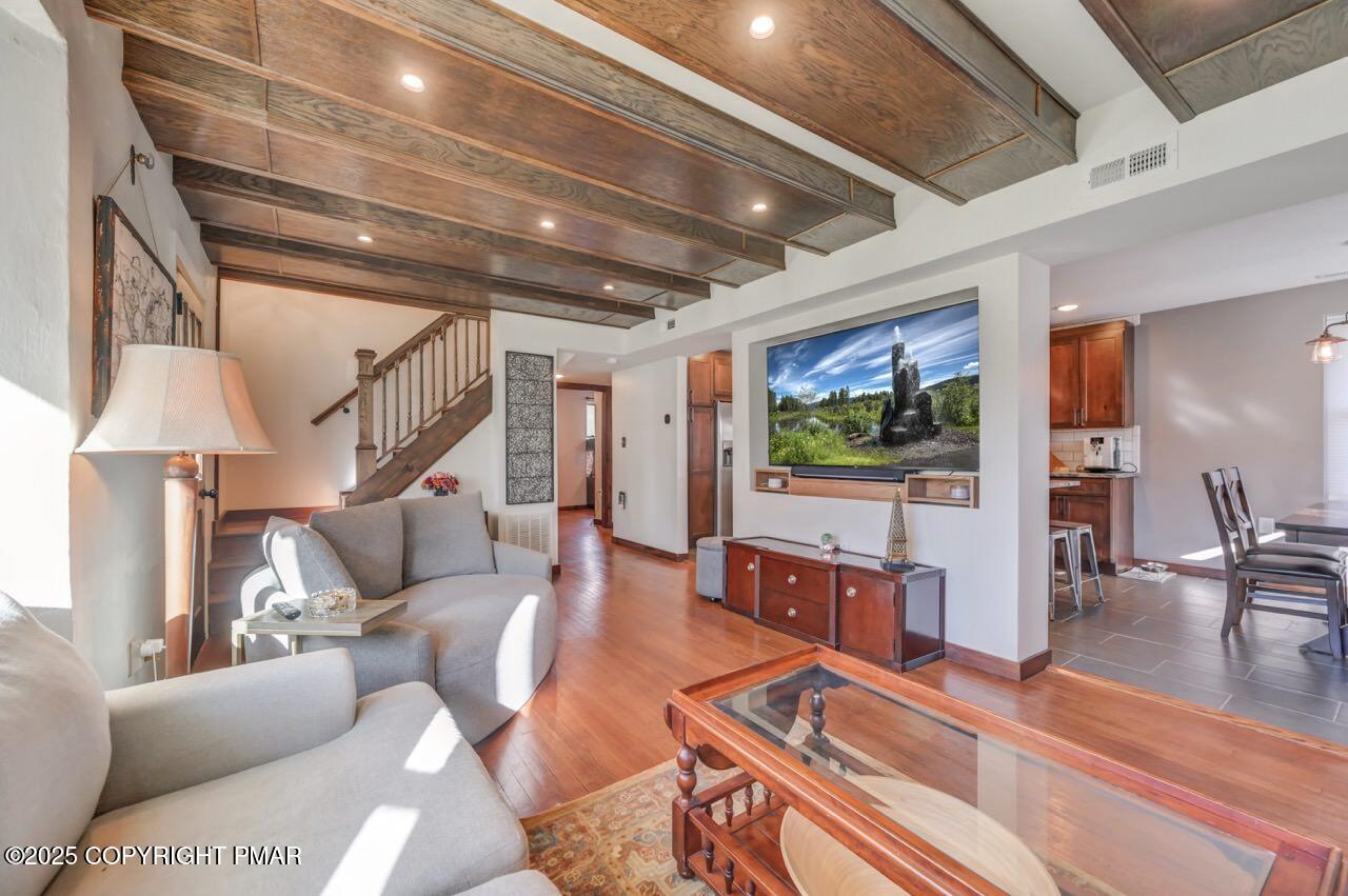 3 Stone Tree Drive Canadensis, PA 18325 - Photo 146 of 201 a living room with furniture and a flat screen tv