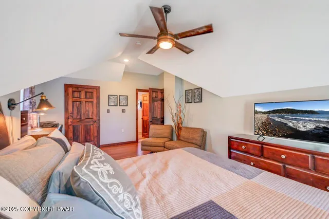 $799,000 | 3 Stone Tree Drive, Canadensis, PA 18325