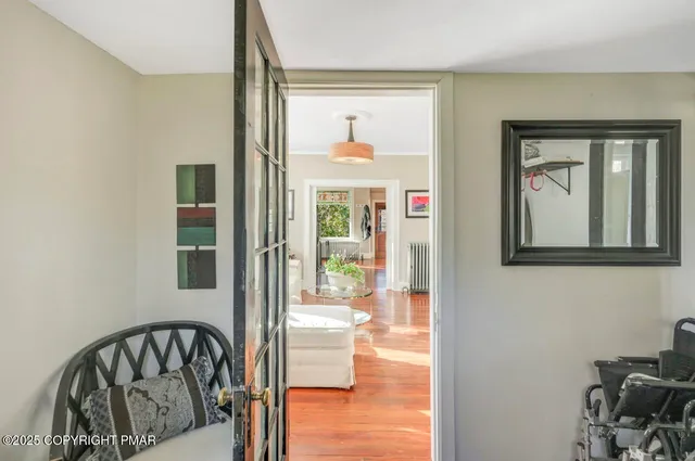 $799,000 | 3 Stone Tree Drive, Canadensis, PA 18325