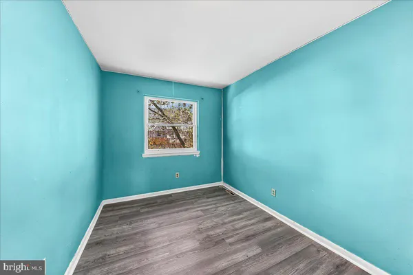 $235,000 | 14 Sunny Bend, Newark, DE 19702