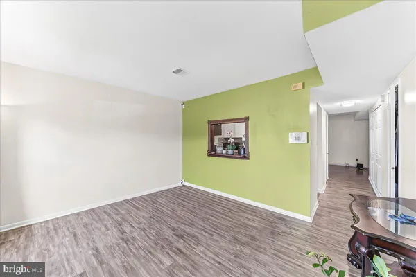 $235,000 | 14 Sunny Bend, Newark, DE 19702