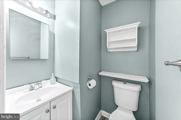 $235,000 | 14 Sunny Bend, Newark, DE 19702