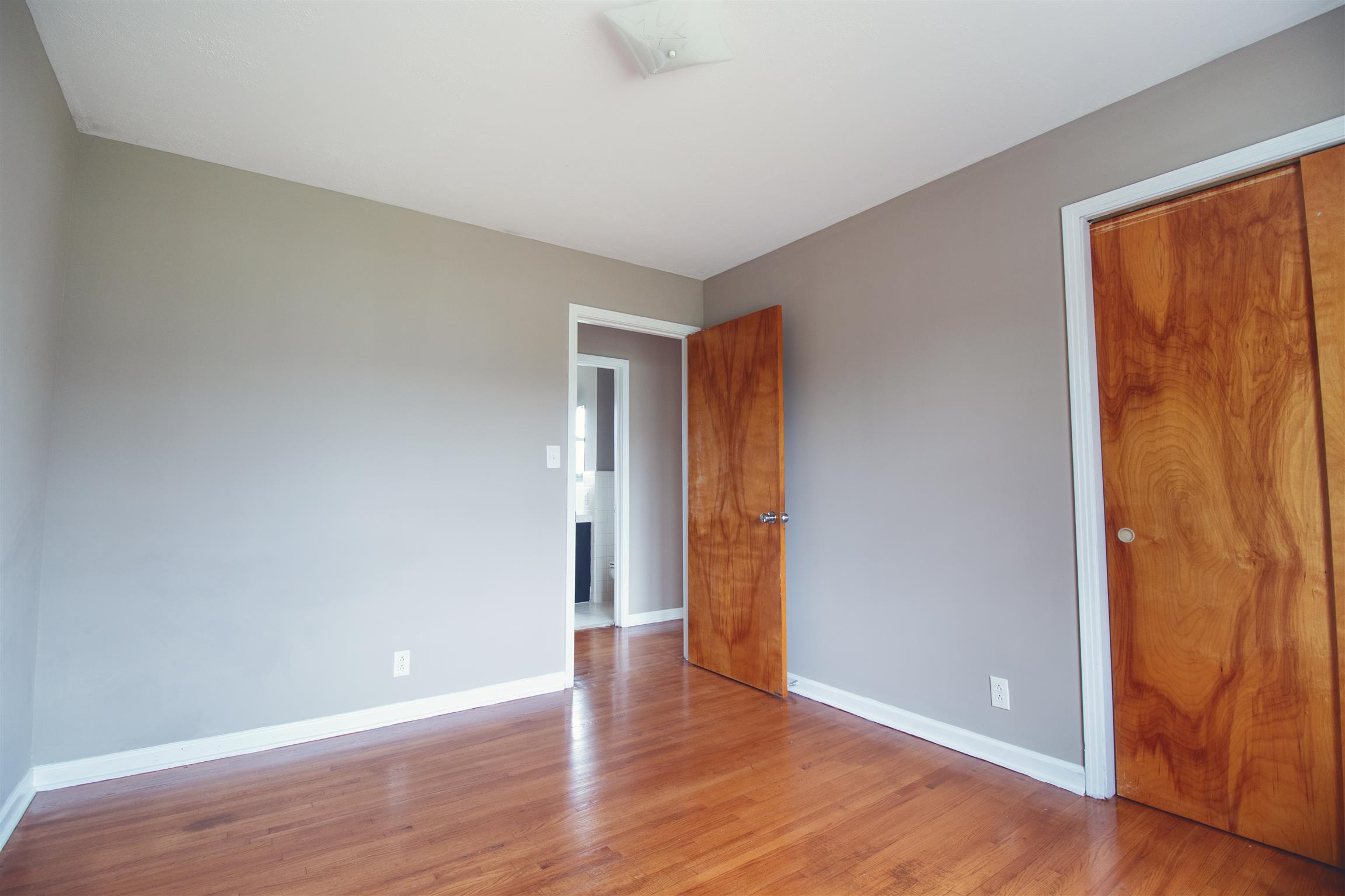 124 Union Hall Road Clarksville, TN 37040 - Photo 10 of 16 Bedroom 3 with Fresh Paint & Refinished Hardwood Floors