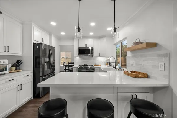 $965,000 | 25523 Norfork Place, Saugus, CA 91350