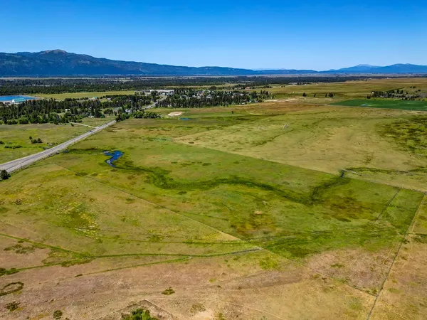$2,230,000 | 55 Donnelly Id 83615, Donnelly, ID 83615