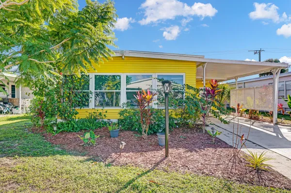$134,000 | 921 Laurel Circle, Barefoot Bay, FL 32976