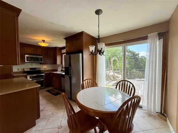 $460,000 | 17 Wilson Road, Brewster, NY 10509
