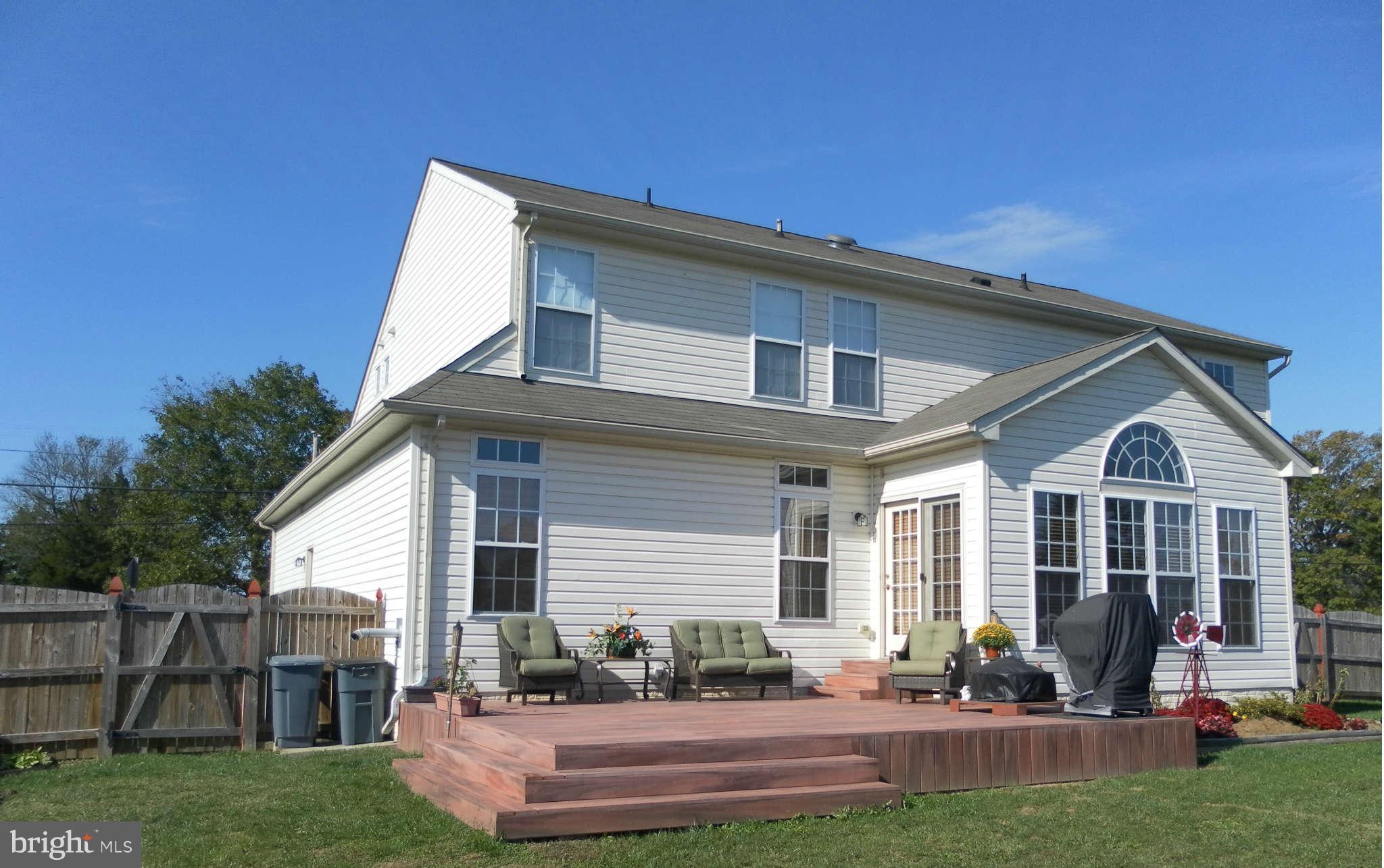 108 North Central Avenue Ridgely, MD 21660 - Photo 13 of 14 Exterior (Rear)
