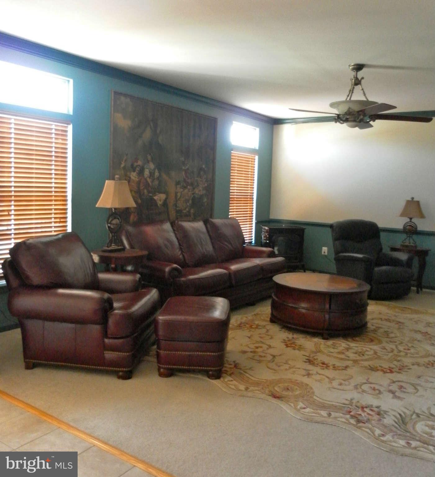 108 North Central Avenue Ridgely, MD 21660 - Photo 10 of 14 Family Room