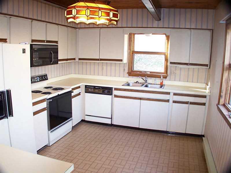 349 Lake Road Hidden Valley, PA 15502 - Photo 8 of 22 Kitchen.