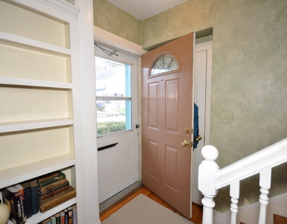 34 Thompson Street Maynard, MA 01754 - Photo 18 of 40