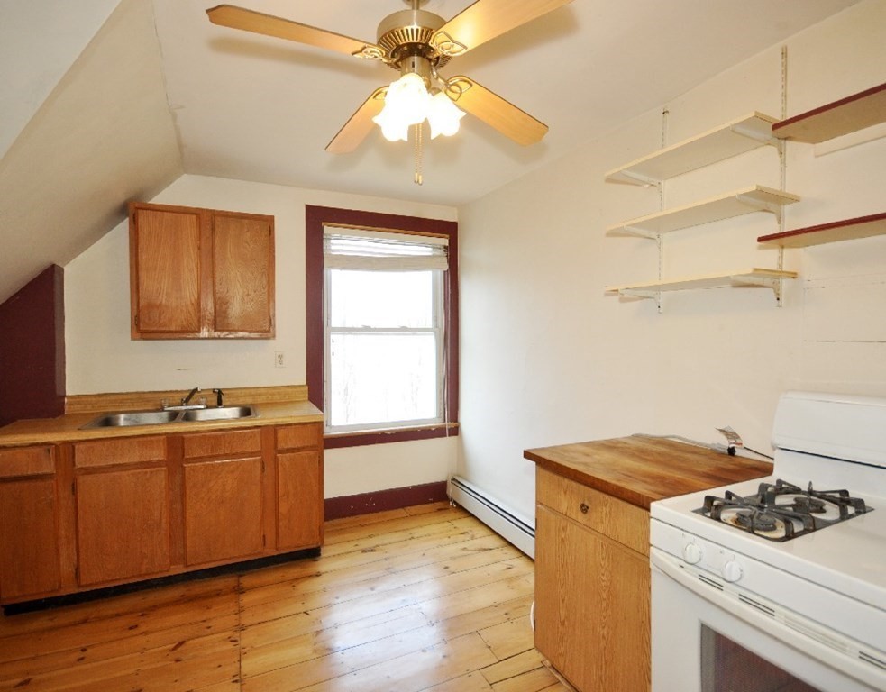 34 Thompson Street Maynard, MA 01754 - Photo 28 of 40