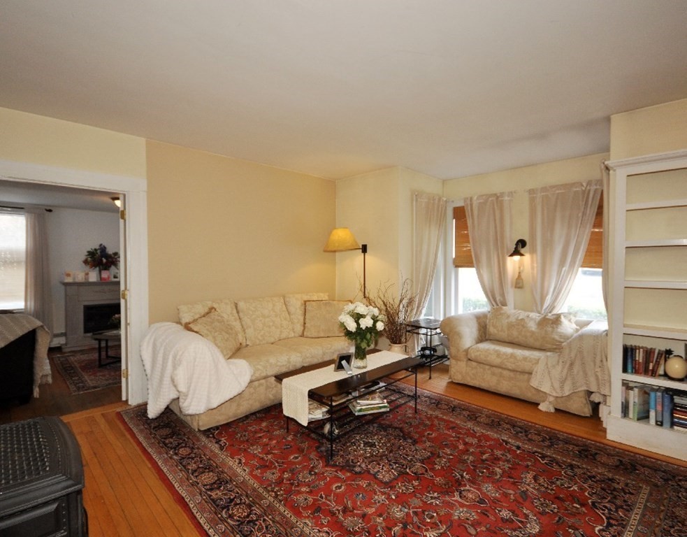 34 Thompson Street Maynard, MA 01754 - Photo 5 of 40