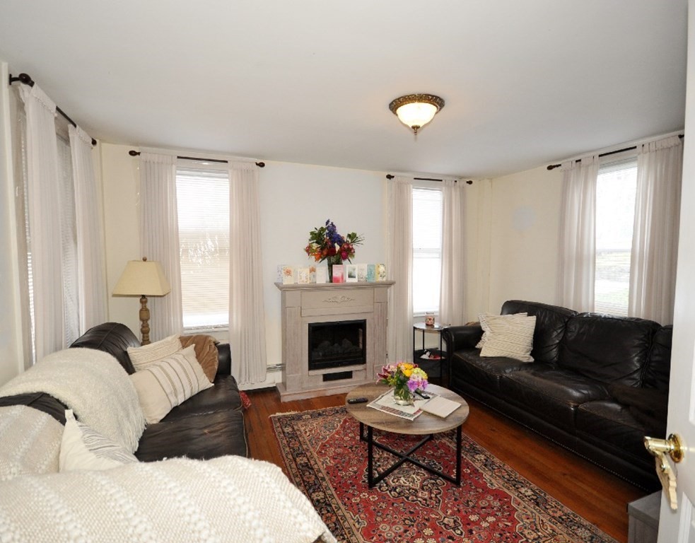 34 Thompson Street Maynard, MA 01754 - Photo 7 of 40