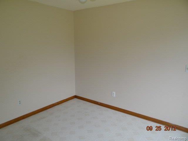 11394 Levan Road Livonia, MI 48150 - Photo 2 of 12 011.JPG