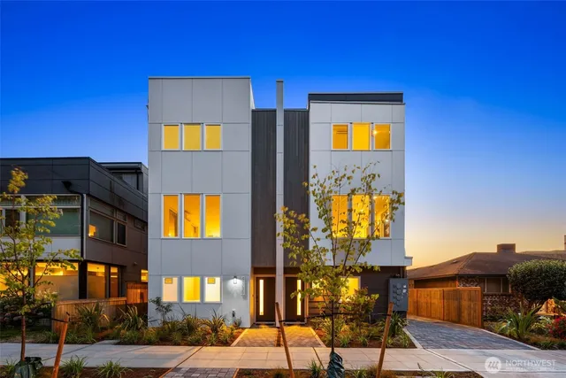 $1,049,950 | 4123 B Chilberg Avenue Southwest, Seattle, WA 98116