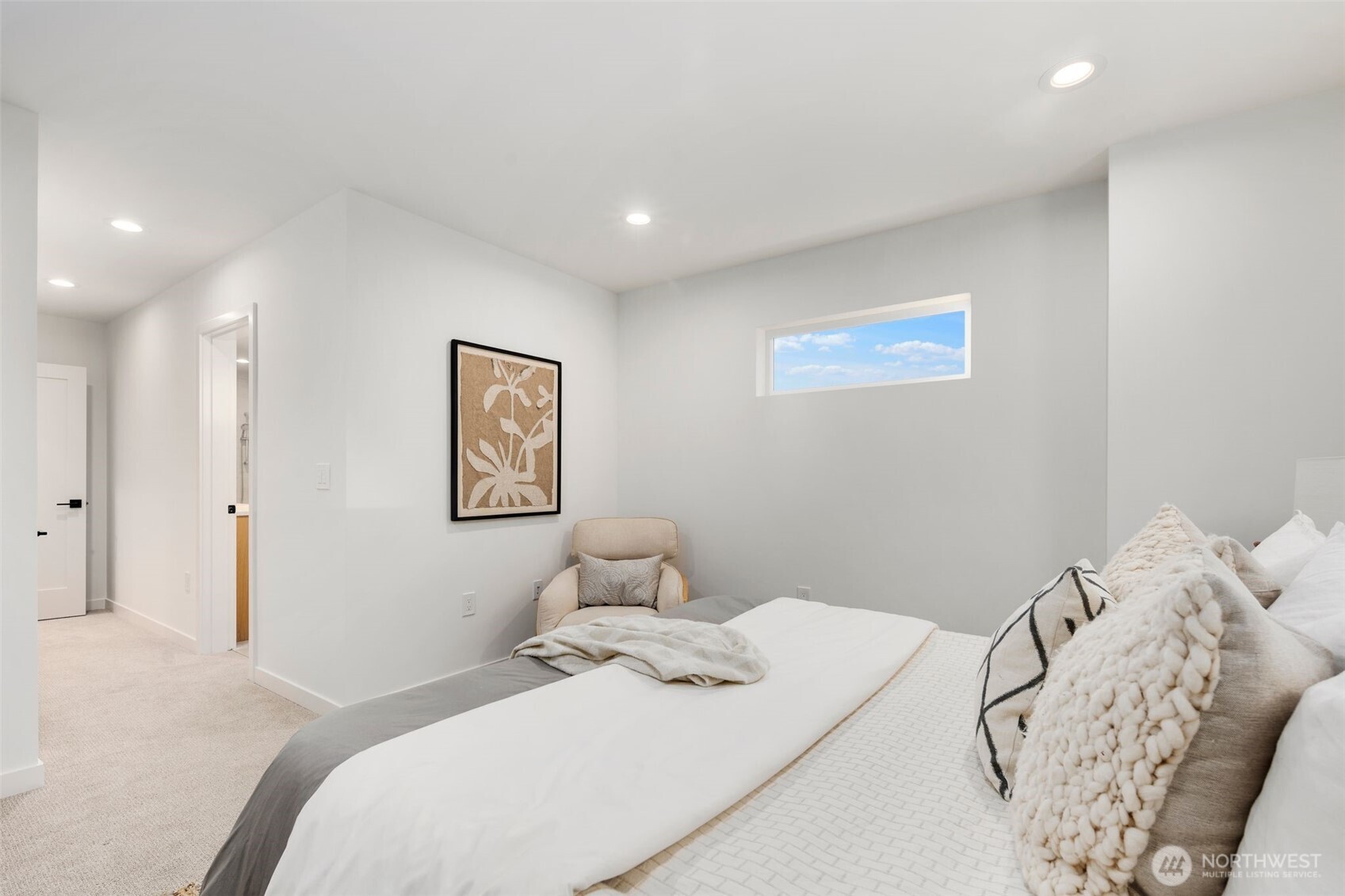 4123 B Chilberg Avenue Southwest Seattle, WA 98116 - Photo 16 of 29