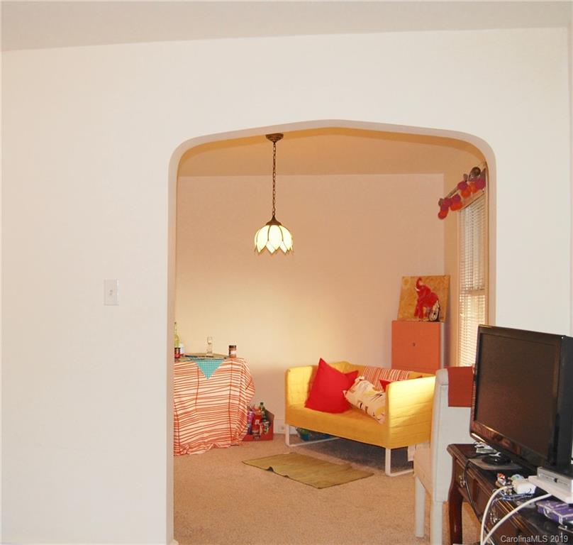 1238 Edgewood Road, Unit 18 Charlotte, NC 28208 - Photo 12 of 17 Gallery Image 12