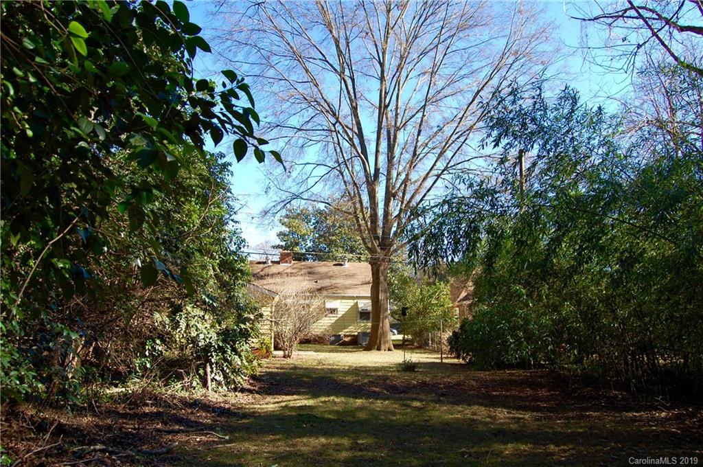 1238 Edgewood Road, Unit 18 Charlotte, NC 28208 - Photo 7 of 17 Gallery Image 7