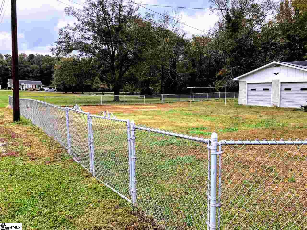 334 Ervin Street Honea Path, SC 29654 - Photo 16 of 21 Gallery Image 16