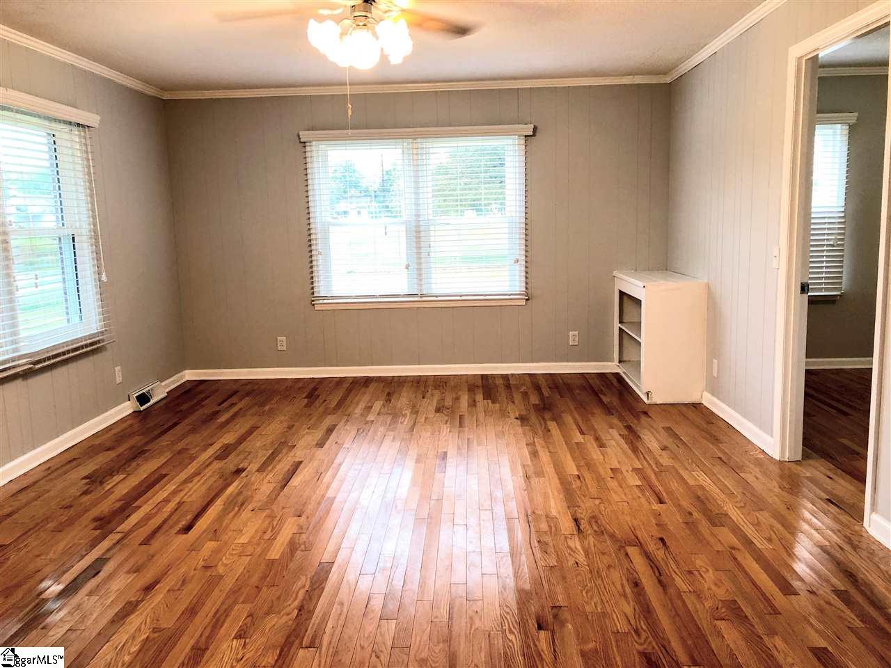 334 Ervin Street Honea Path, SC 29654 - Photo 7 of 21 Gallery Image 7