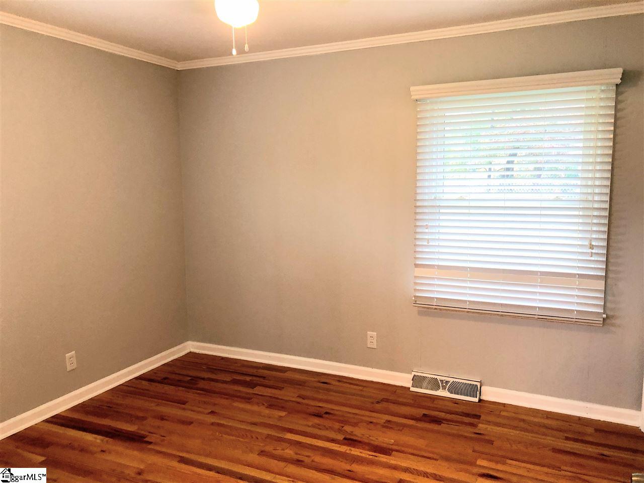334 Ervin Street Honea Path, SC 29654 - Photo 8 of 21 Gallery Image 8