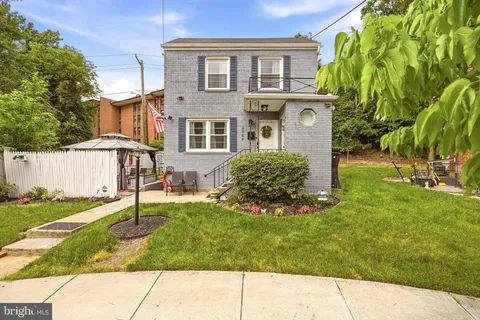 $729,000 | 2707 Fort Baker Drive Southeast, Washington, DC 20020