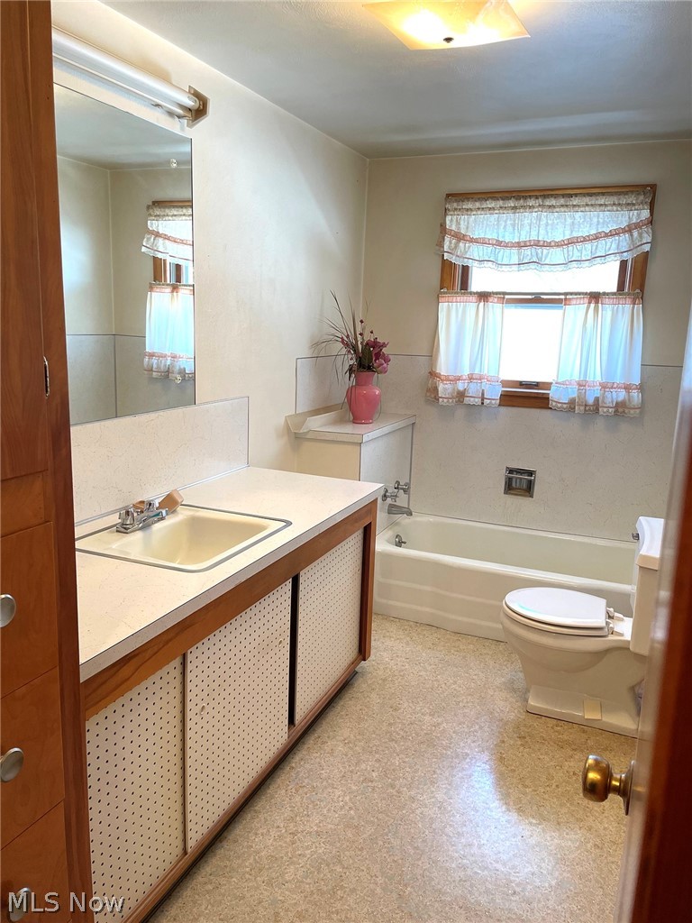 10289 Manor Road Northeast Minerva, OH 44657 - Photo 9 of 10 Gallery Image 9