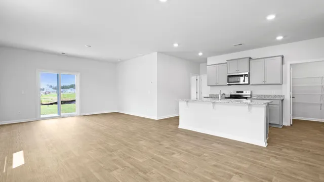 $424,205 | 472 Tulip Poplar Drive, Moncks Corner, SC 29461