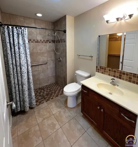 $218,000 | 5514 Southwest Cantabella Street, Topeka, KS 66614