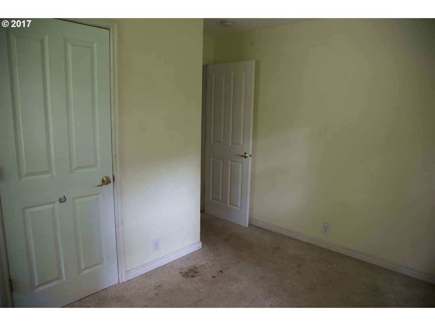22045 Northeast Sunnycrest Road Newberg, OR 97132 - Photo 10 of 19 Bedroom