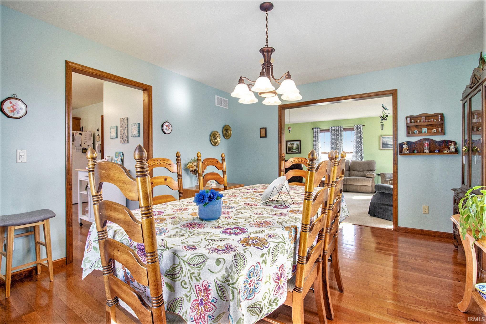 60209 Locust Road South Bend, IN 46614 - Photo 16 of 35 Gallery Image 16