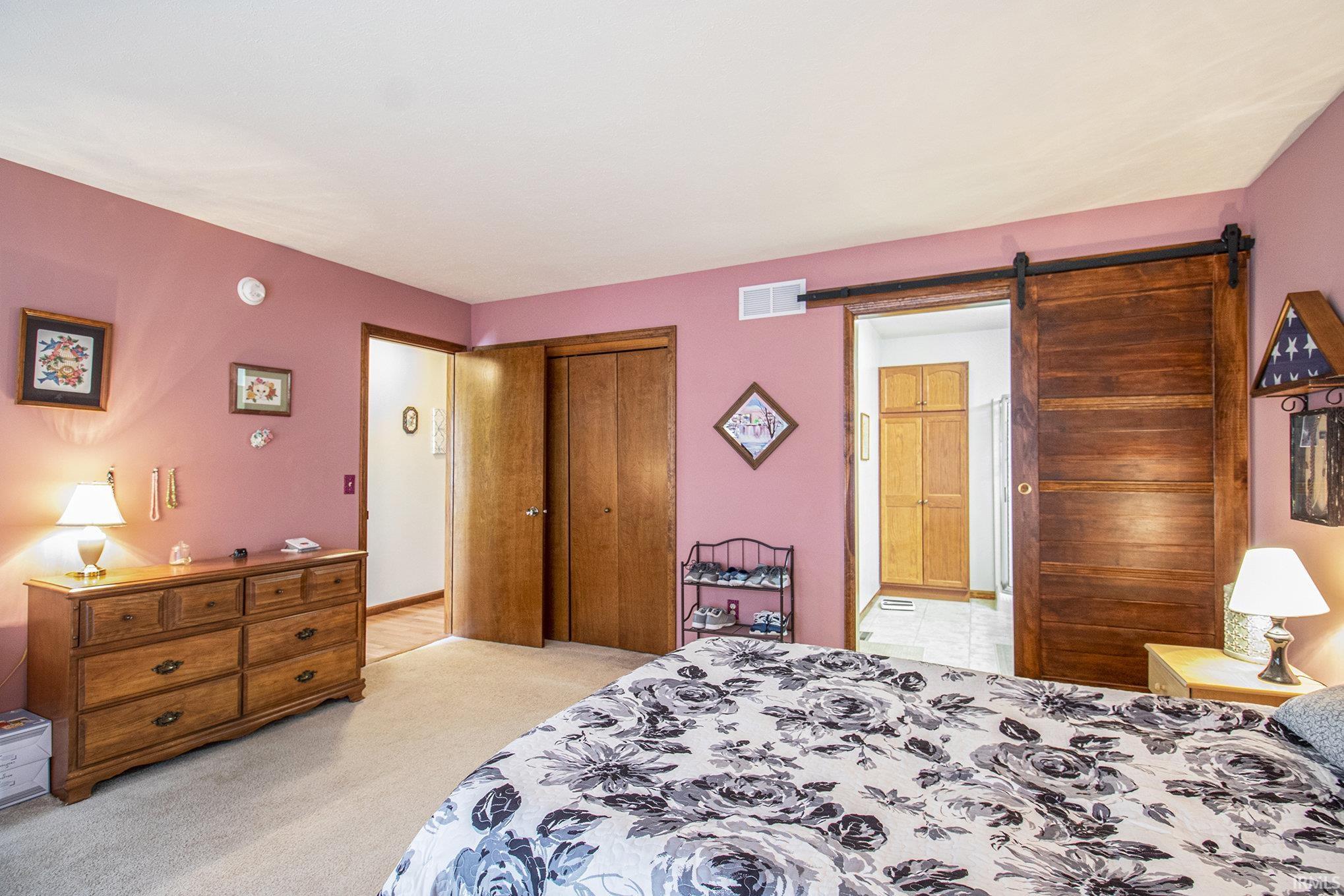 60209 Locust Road South Bend, IN 46614 - Photo 21 of 35 Gallery Image 21