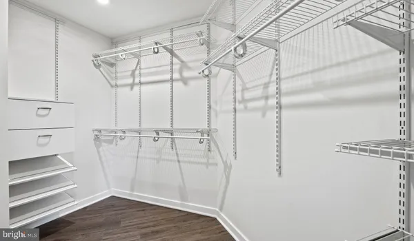 $2,981 | 4000 Wisconsin Avenue Northwest, Unit 1B4K524, Washington, DC 20016