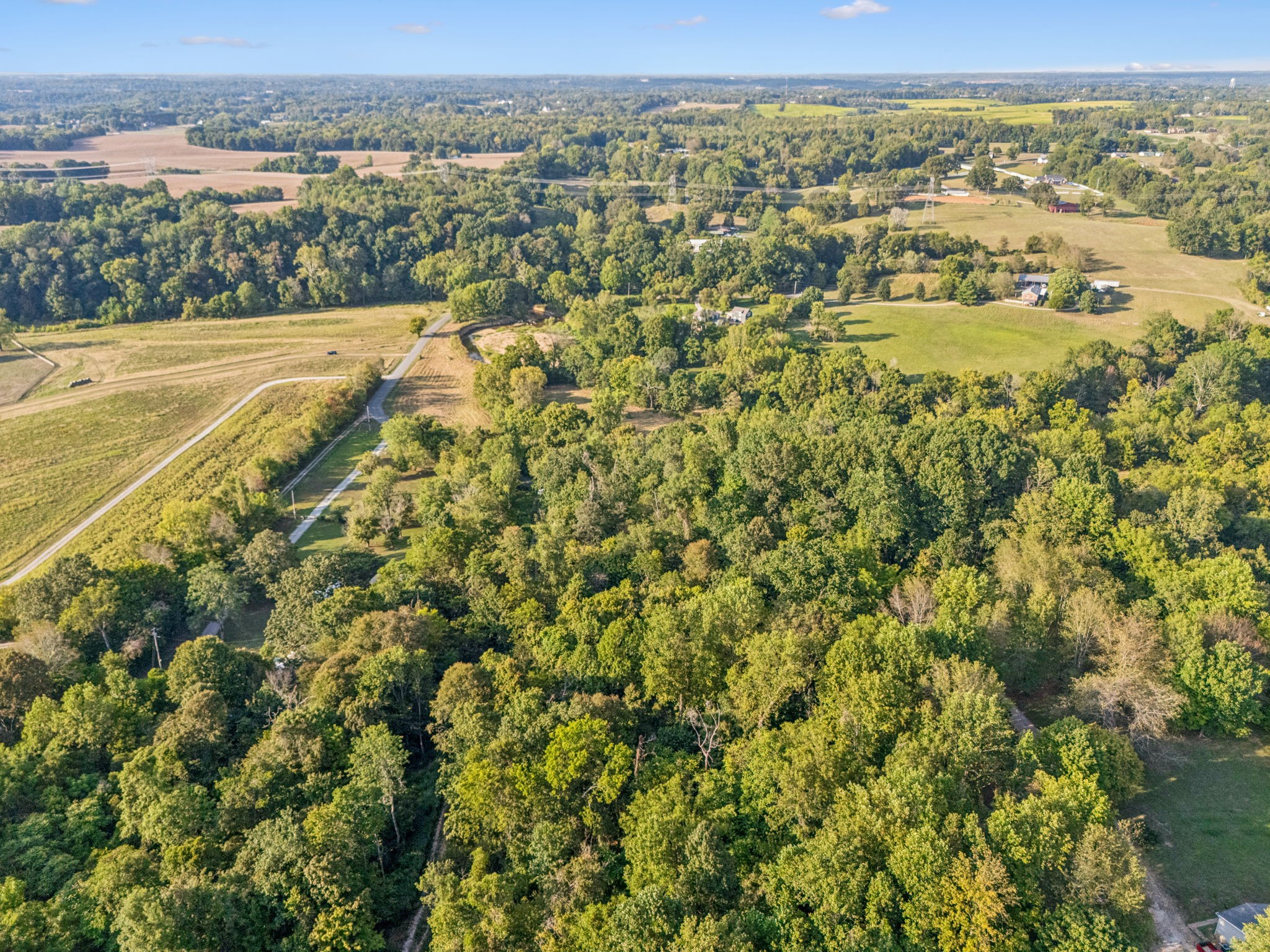 3294 Burr Road Springfield, TN 37172 - Photo 9 of 18 a view of a city with ocean view