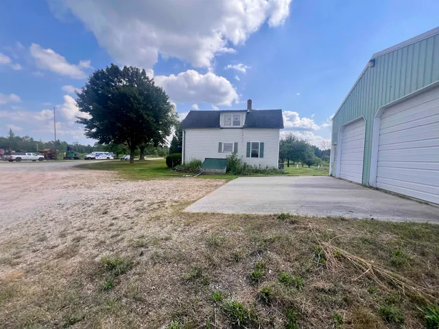 $229,900 | W3030 State Highway 180, Wausaukee, WI 54177